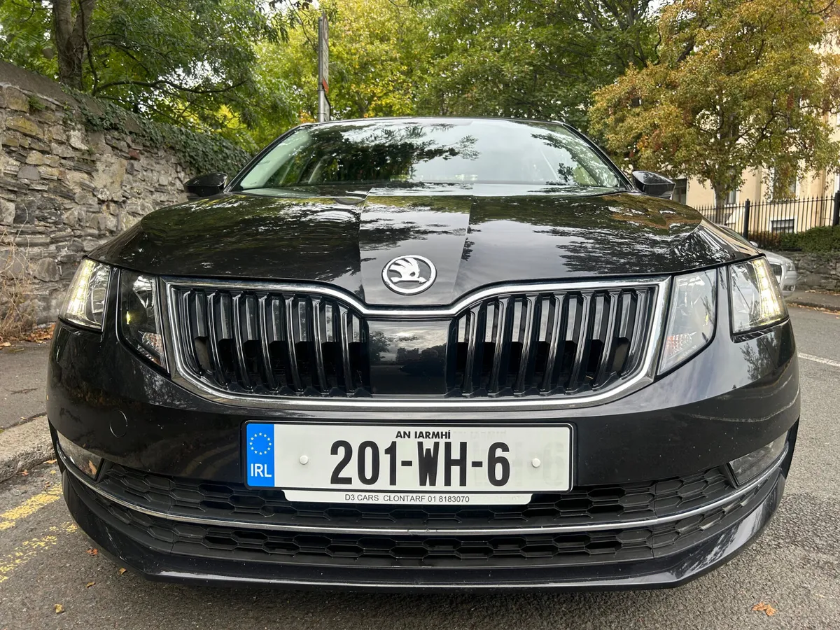 2020 SKODA OCTAIVA STYLE PETROL PARKING CAMERA - Image 2