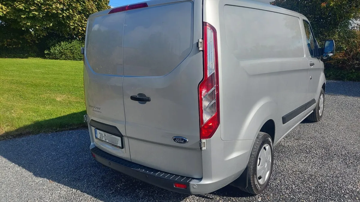 Ford Transit - Image 3
