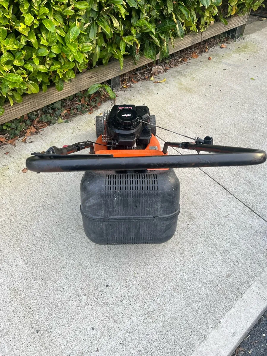Lawnmower - Image 3