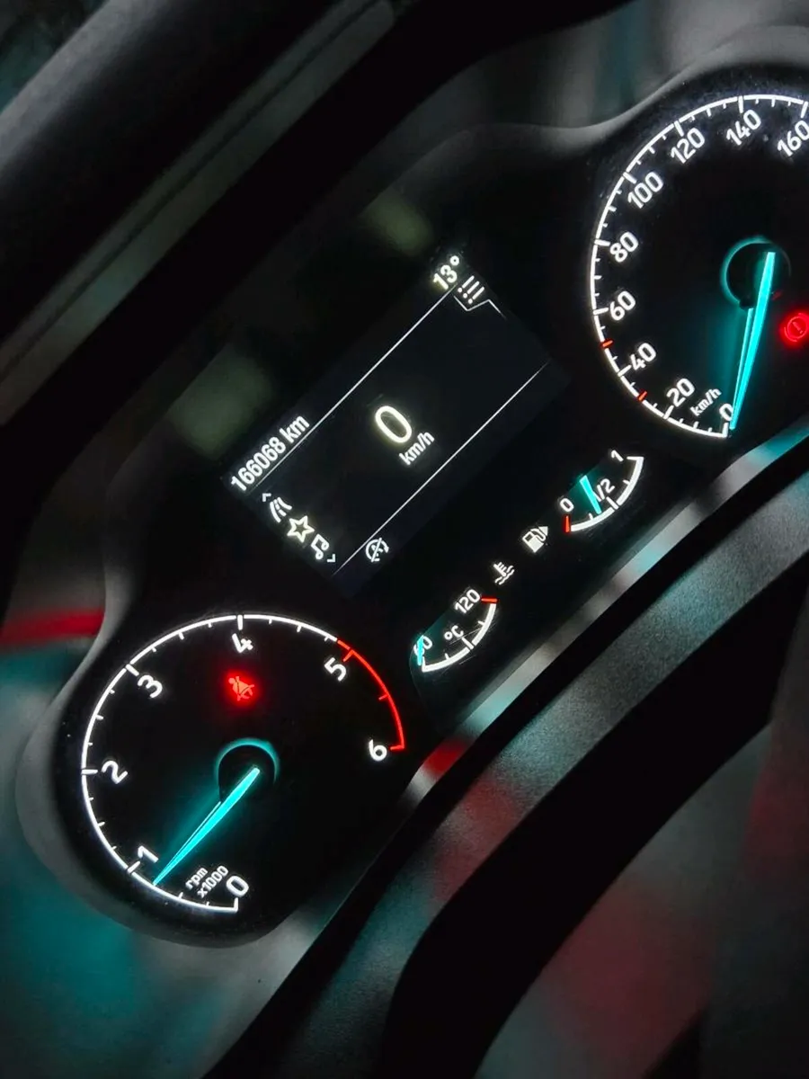 Ford Connect - Image 4