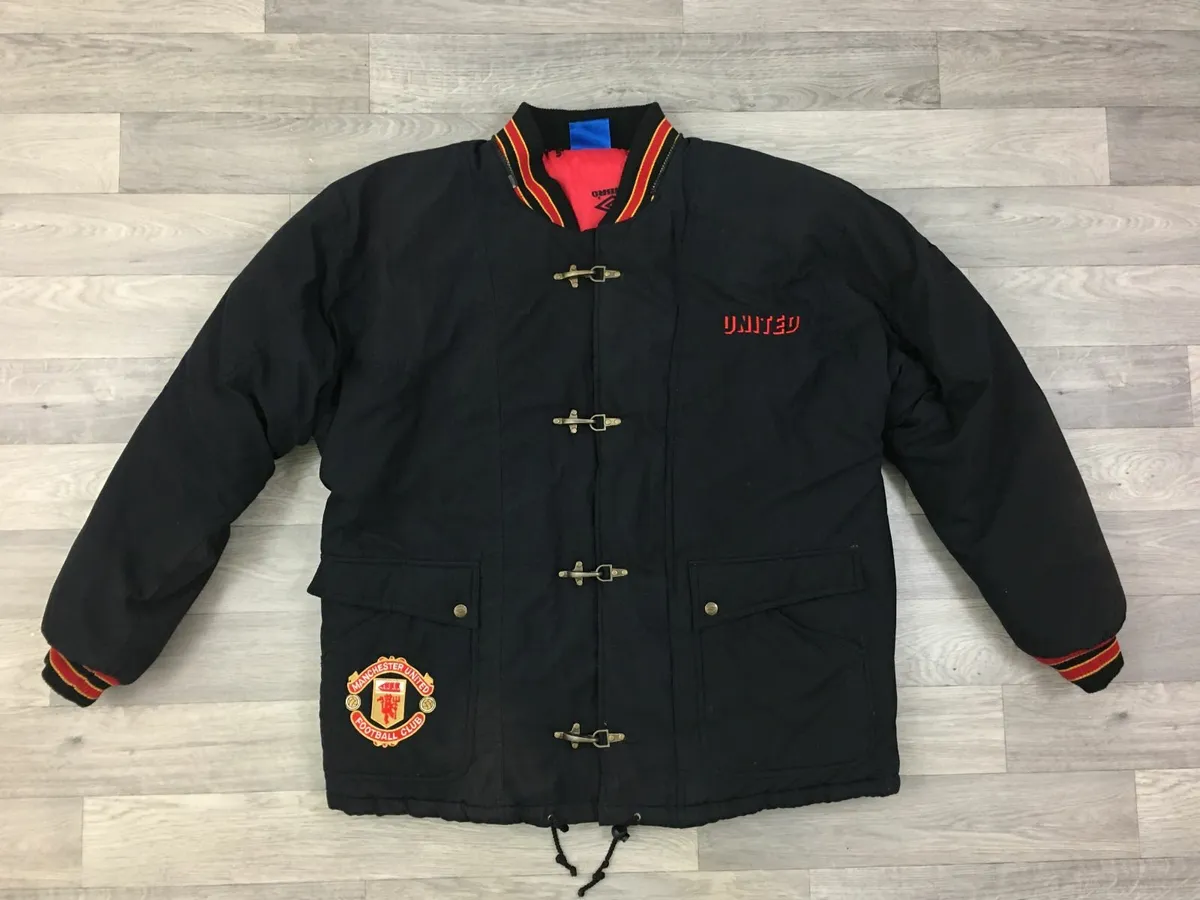 Rare Vintage 90s Umbro Manchester United Jacket L - Image 1