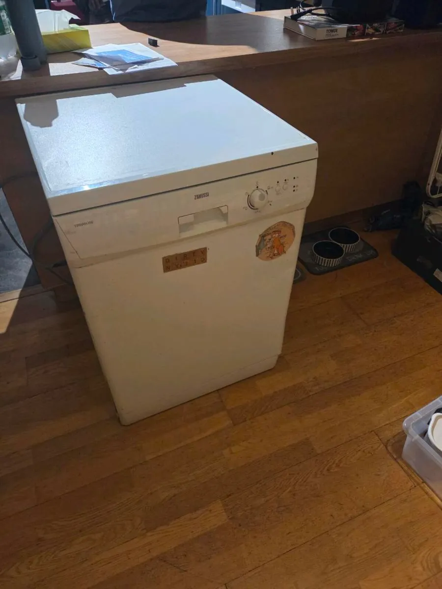 Dishwasher - Image 1