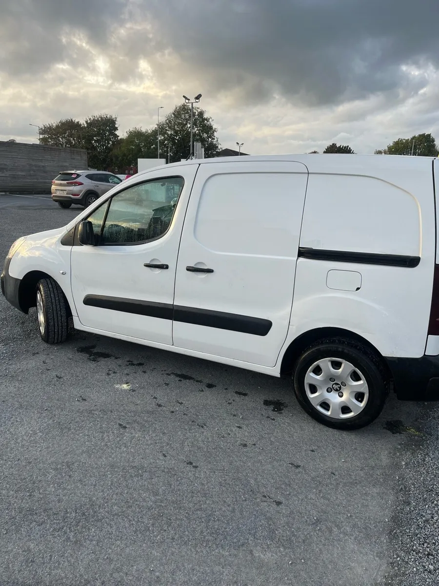 Peugeot partner 2018 - Image 3