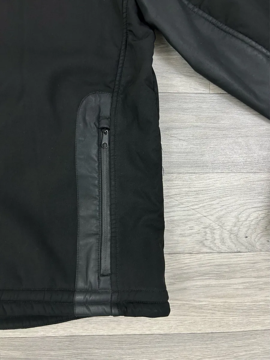 Barbour X Land Rover Fleece Lined Softshell Jacket - Image 2