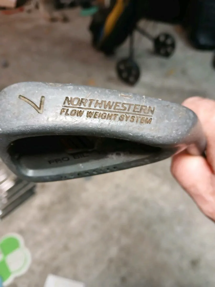Set of North Western golf clubs - Image 1