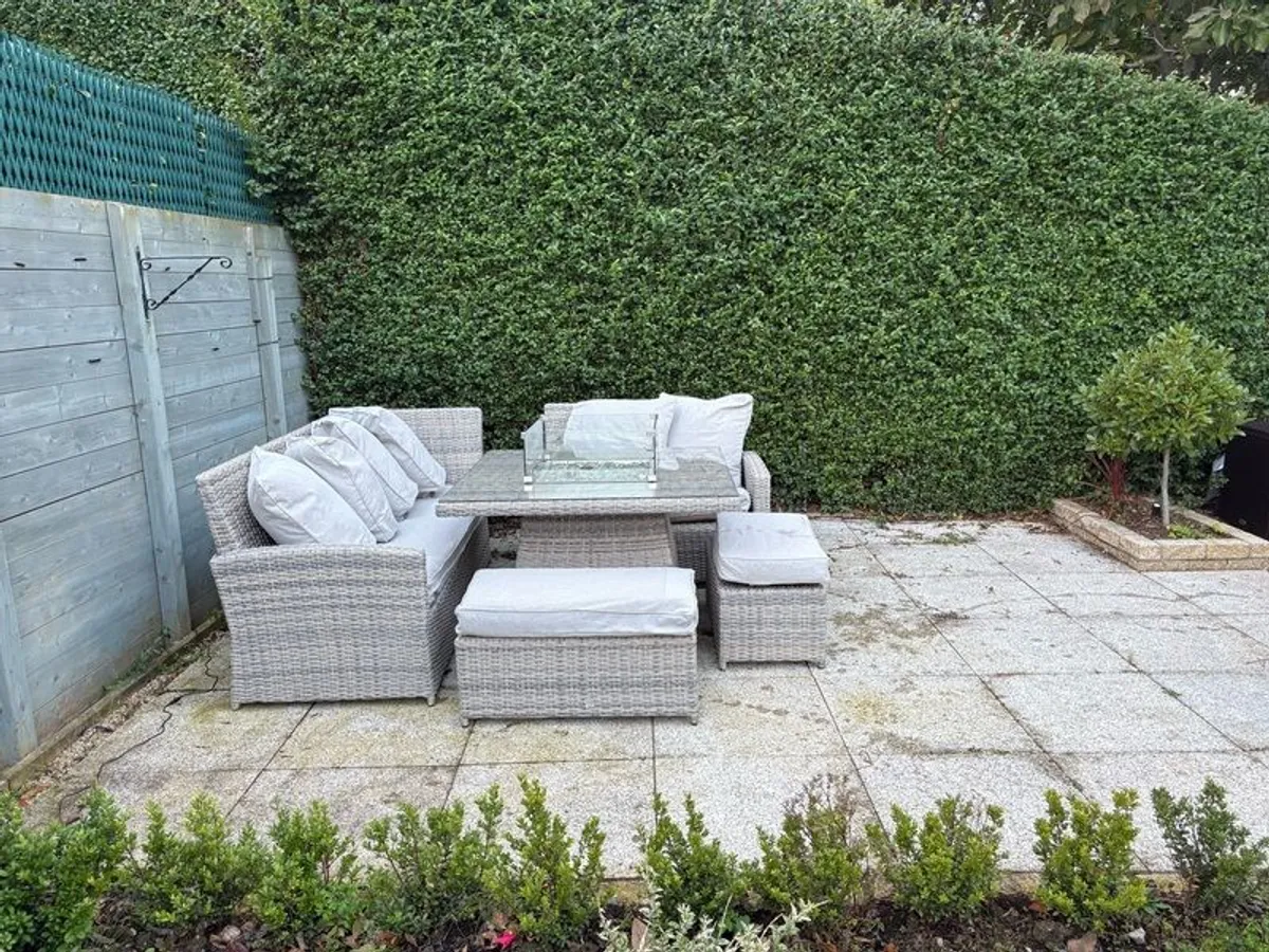 Garden Furniture - Image 1