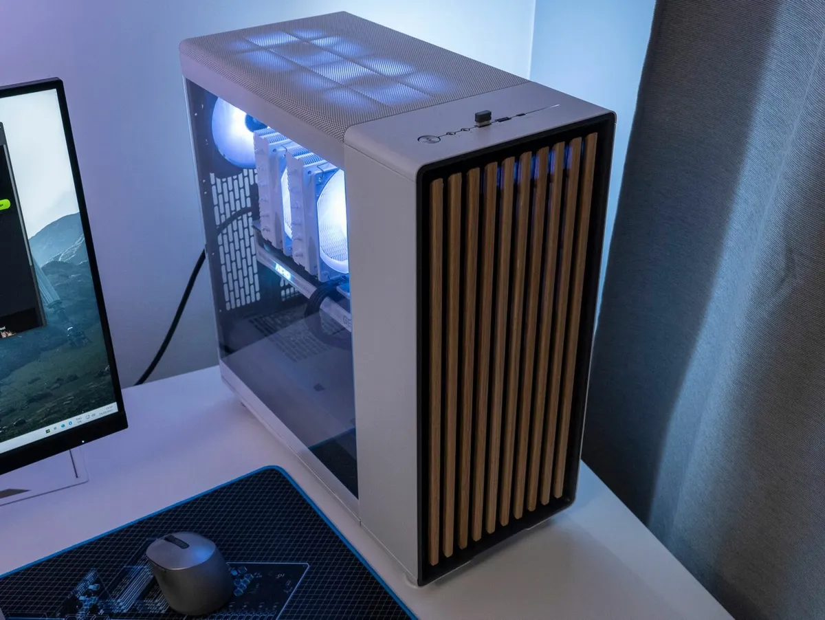 Latest Gaming PC 9800X3D NVidia RTX 5080 64GB RAM - Image 4