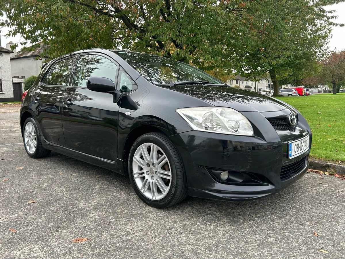 2008 Toyota Auris 1.4 5DR // Low Miles // €2950 - Image 1