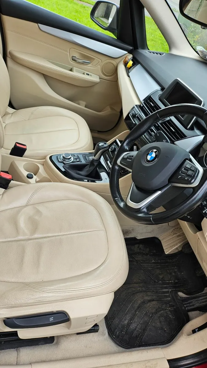 BMW 2-Series 2015 - Image 4