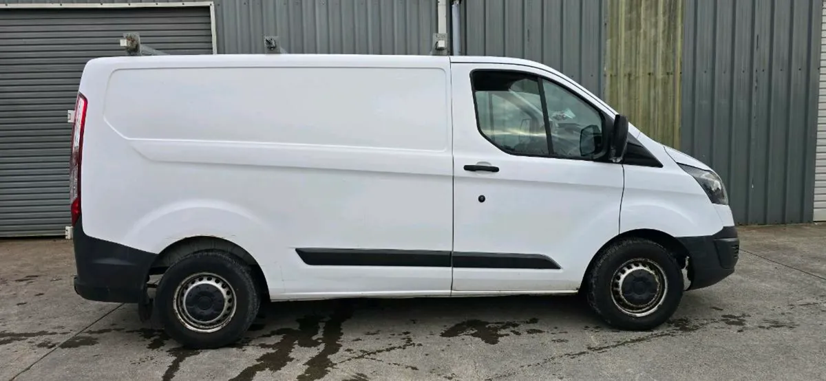 152 FORD TRANSIT CUSTOM - Image 3