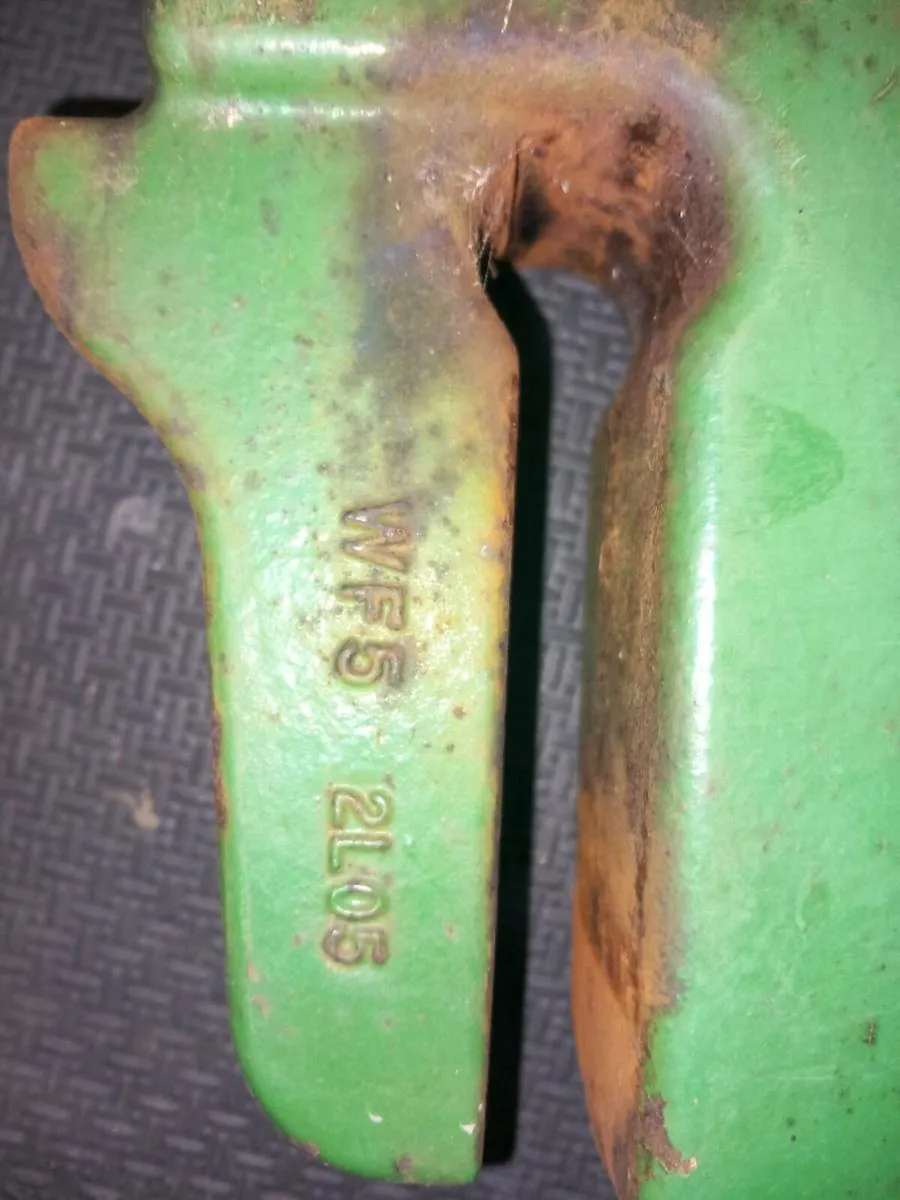 John deere suitcase weights - Image 3
