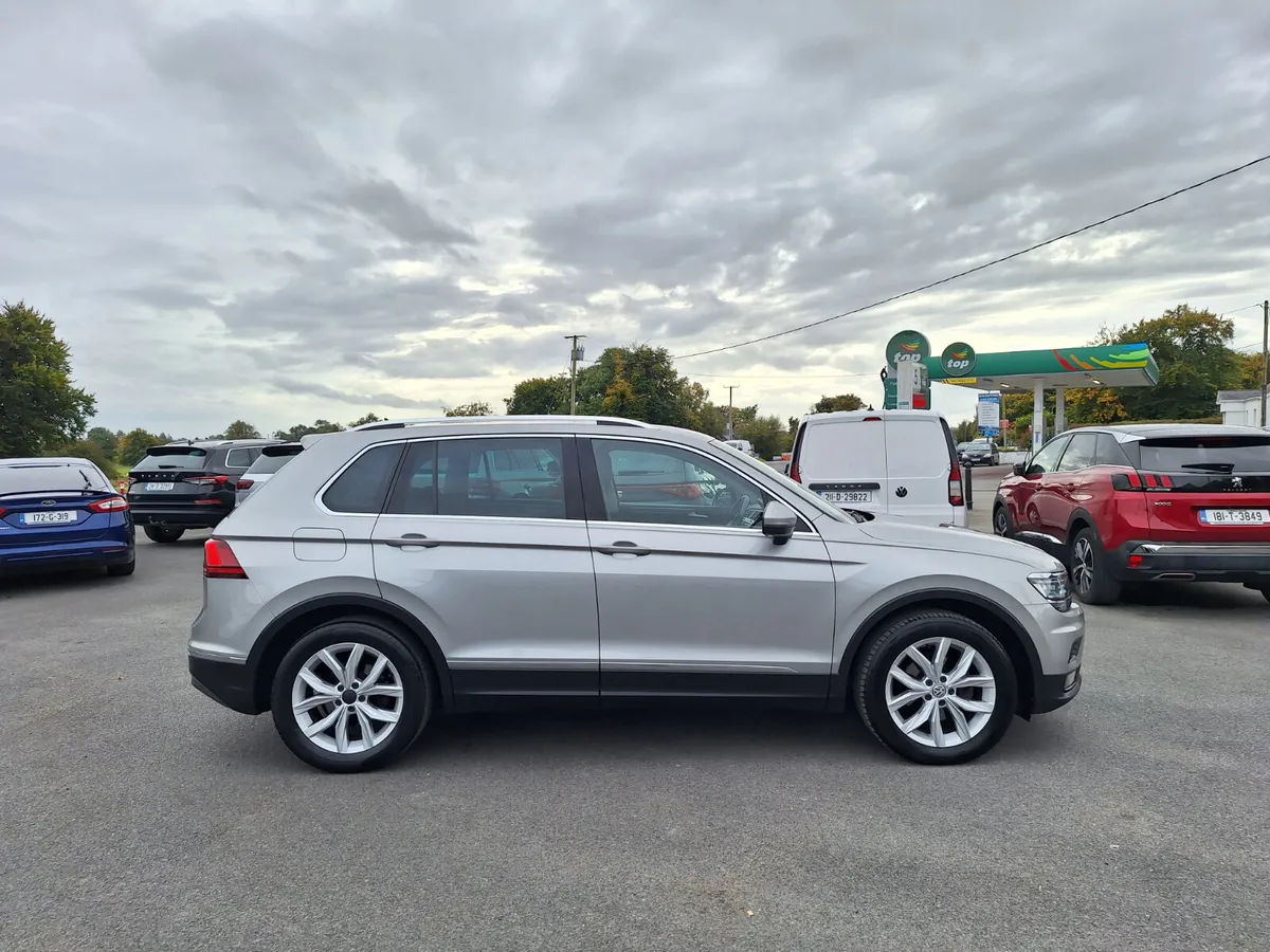Tiguan 2.0 Tdi Highline Automatic/High Spec - Image 2