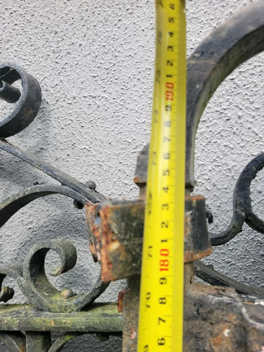 Gates - Image 3
