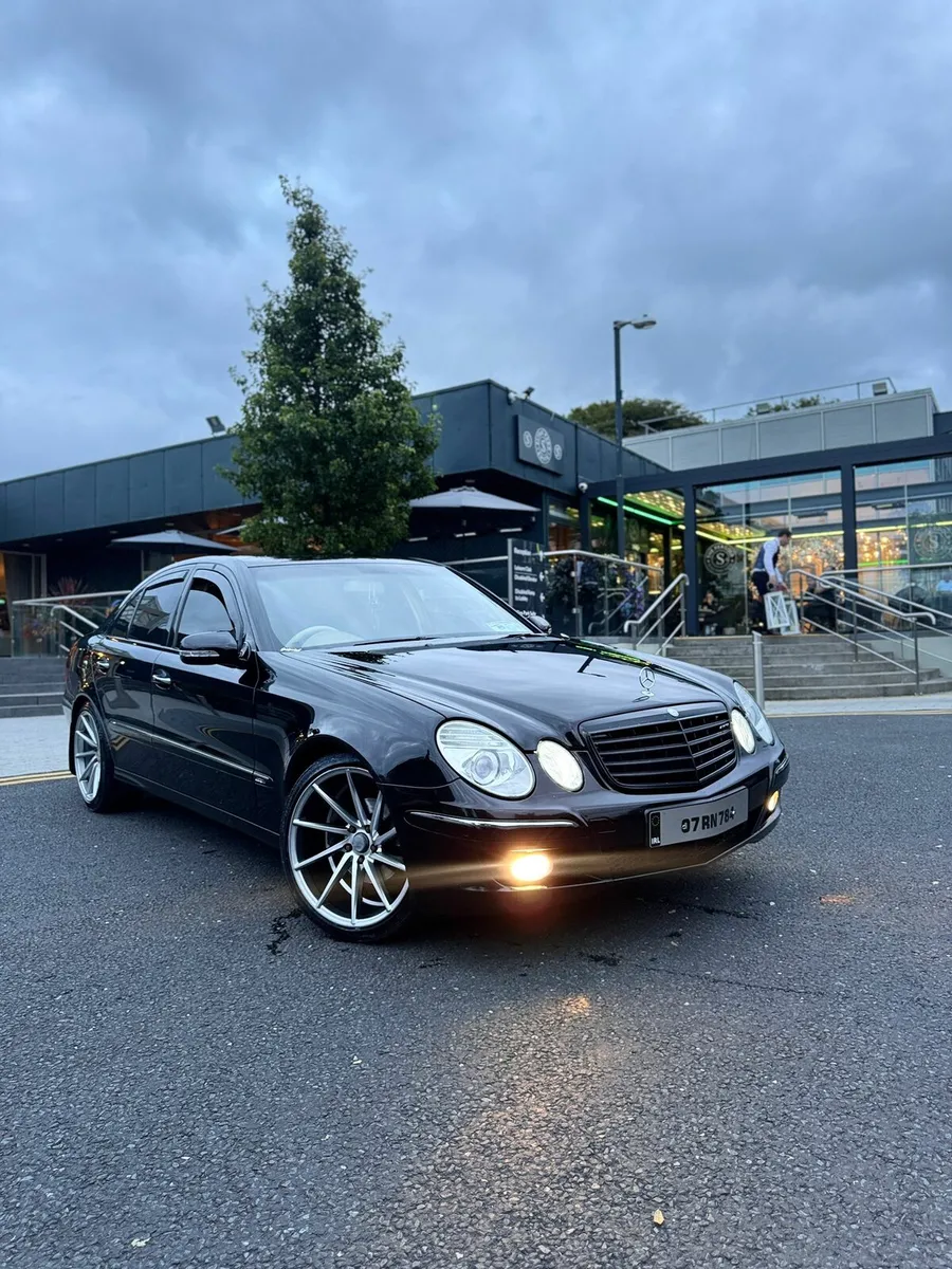 Mercedes E220 Amg Spec - Image 3