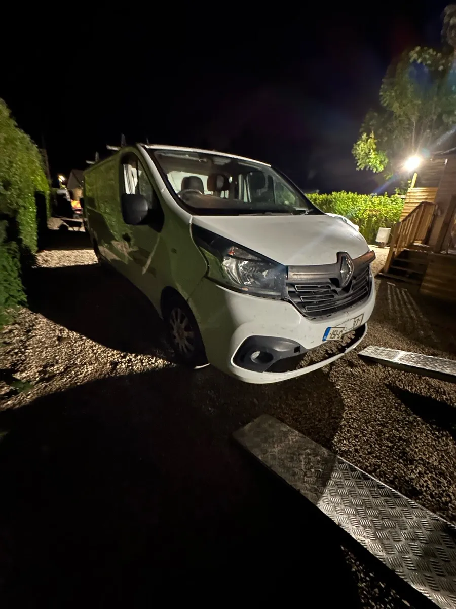 2  RENAULT TRAFFIC  15/16 - Image 1