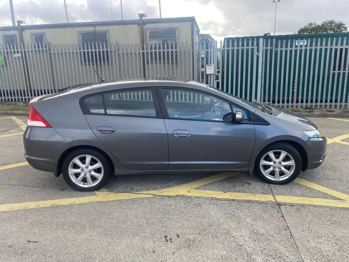 Honda Insight 2012 - Image 2