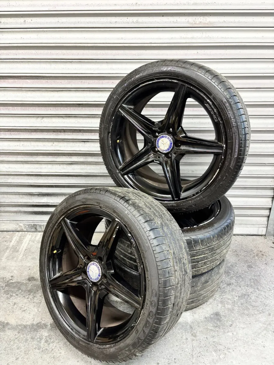 Mercedes AMG Alloys 18” - Image 1