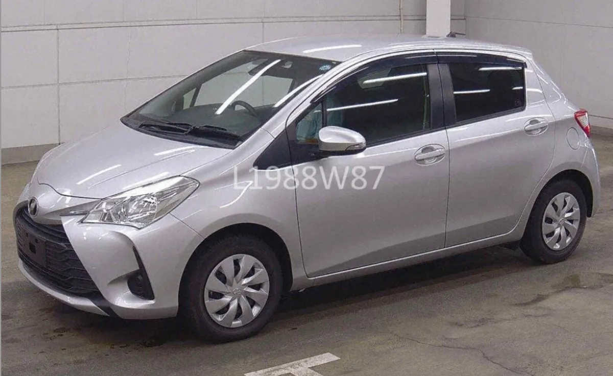 Toyota Vitz 2017 1.0 Automatic,LOW KM,LIKE NEW - Image 3