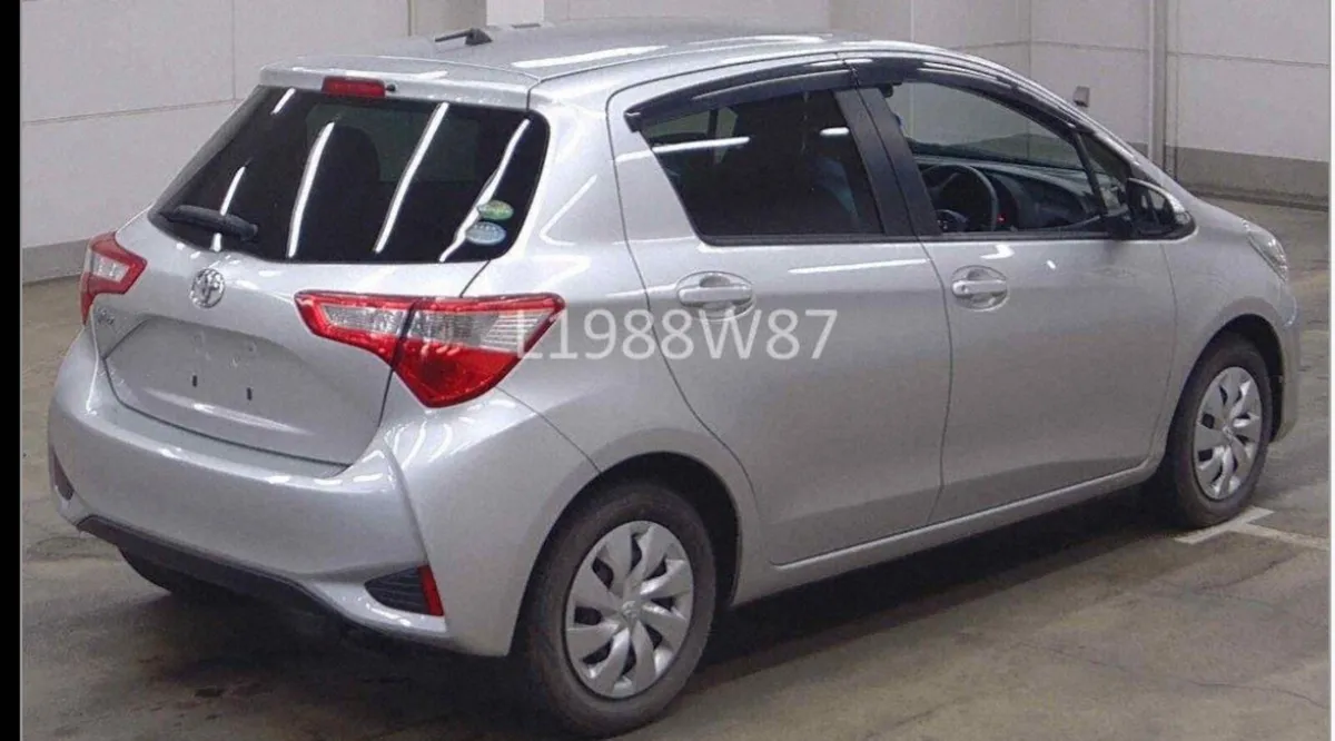 Toyota Vitz 2017 1.0 Automatic,LOW KM,LIKE NEW - Image 4