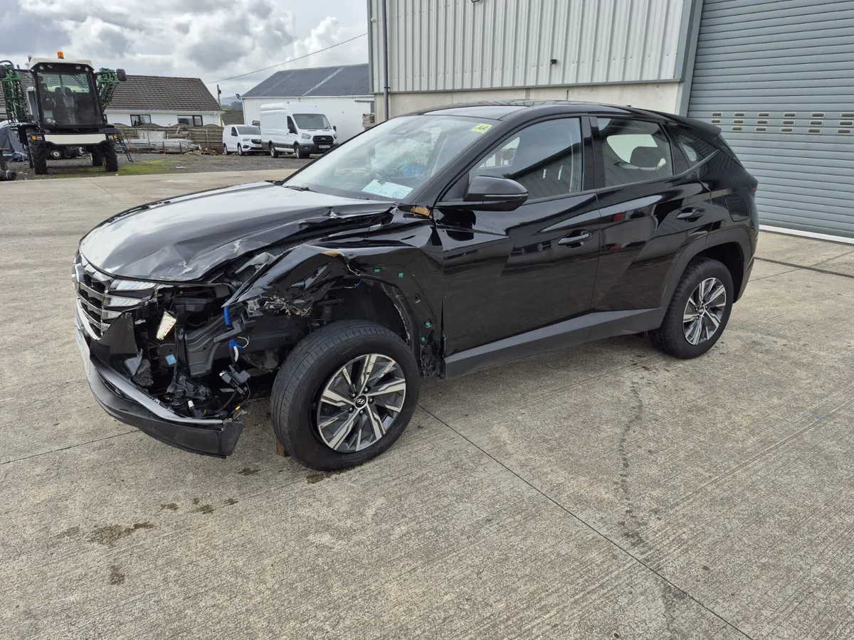 211 HYUNDAI TUCSON 1.6 CRDI COMFORT PLUS - Image 3