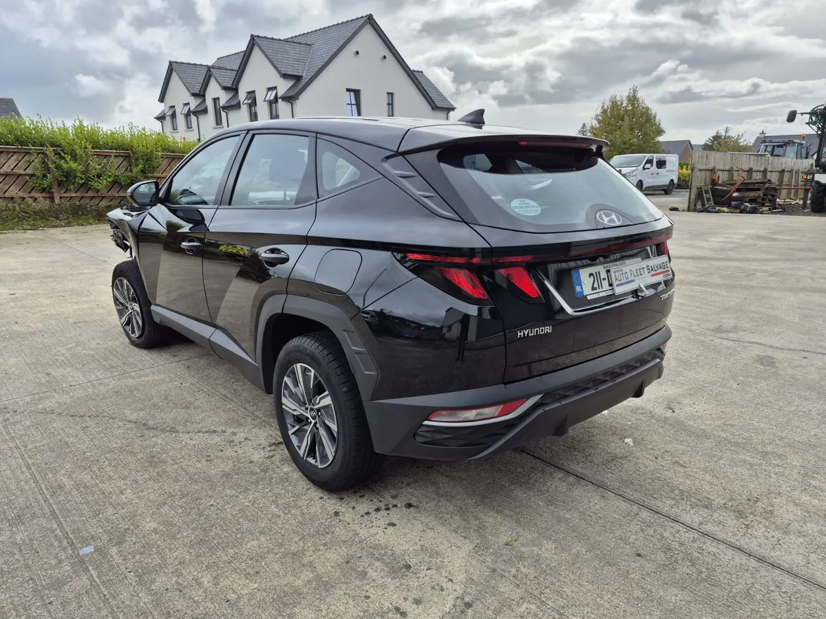 211 HYUNDAI TUCSON 1.6 CRDI COMFORT PLUS - Image 4