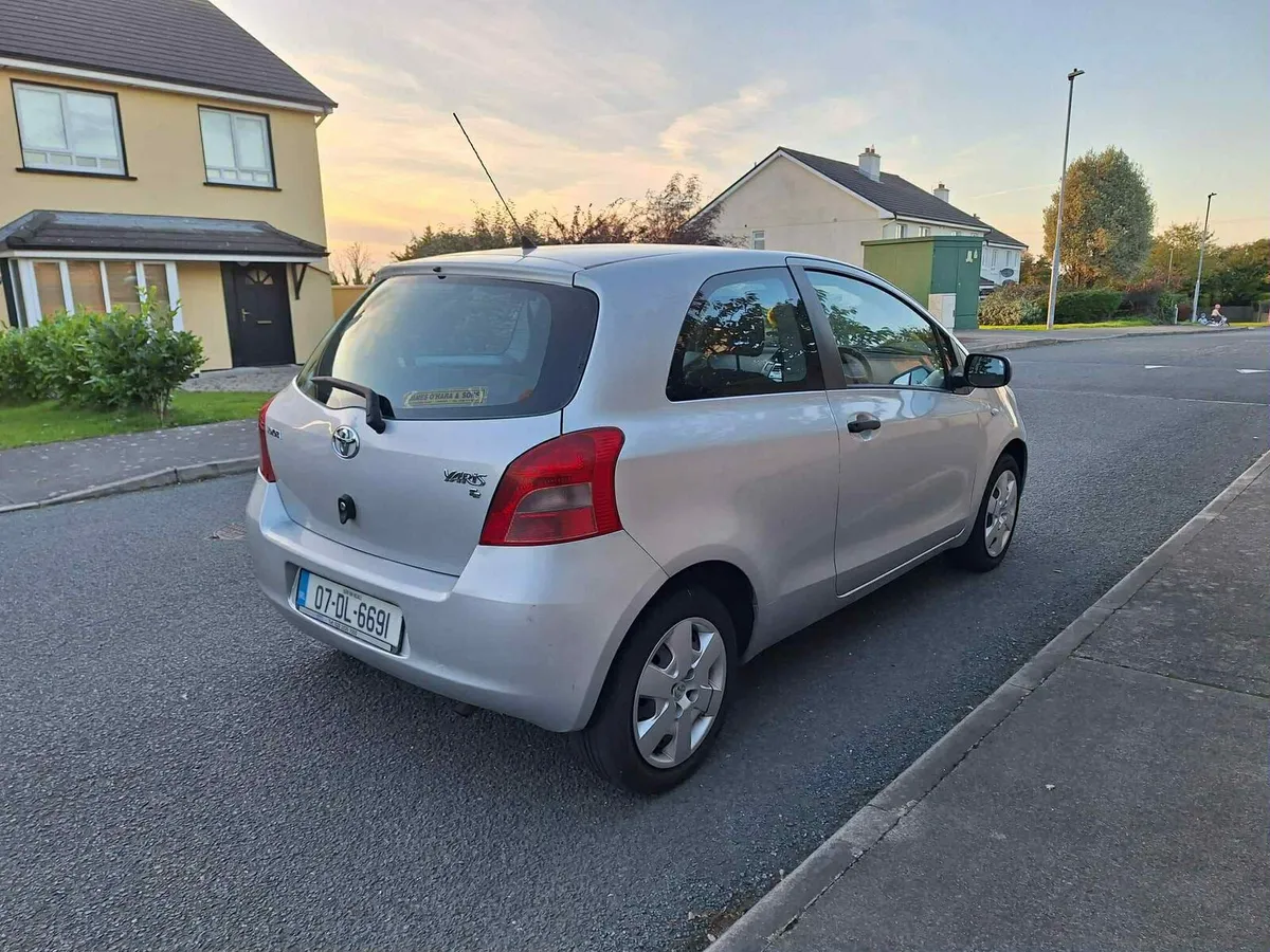 Toyota Yaris 1L petrol - Image 4