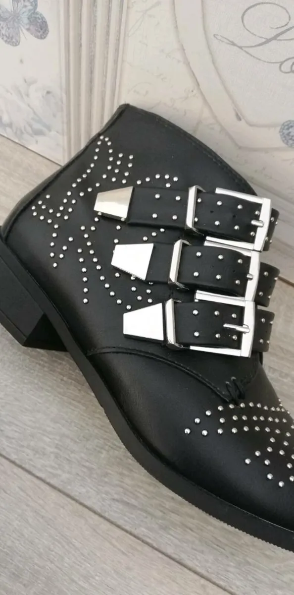 Ladies Truffle Collection heeled ankle boots uk 5 - Image 4