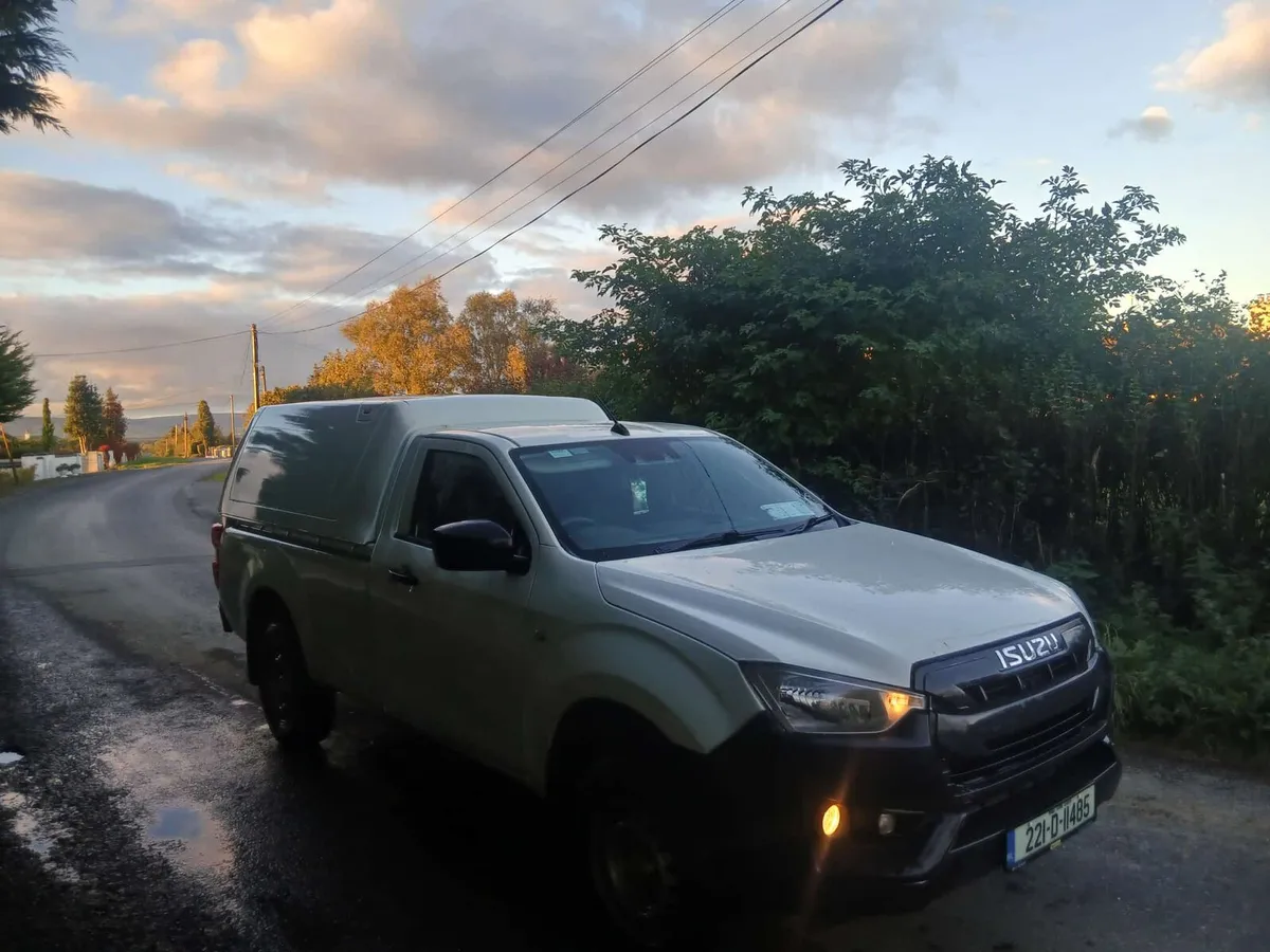 Isuzu max - Image 1