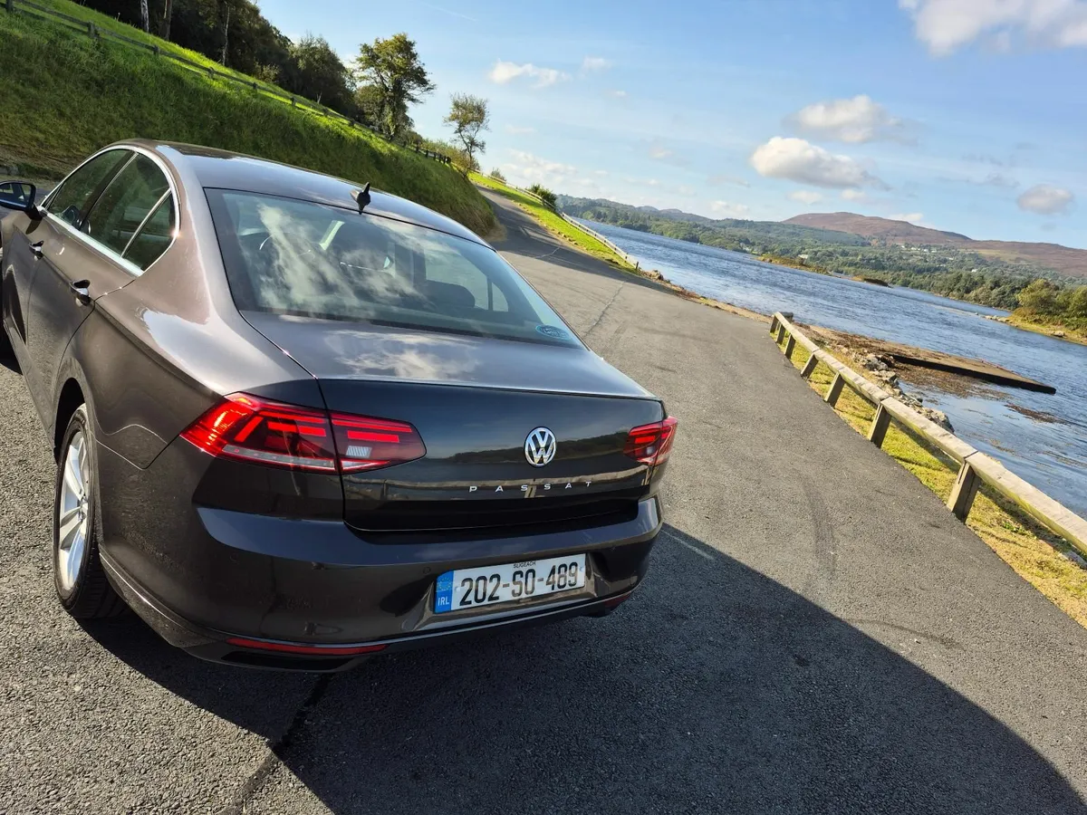 Volkswagen Passat 2020 - Image 3