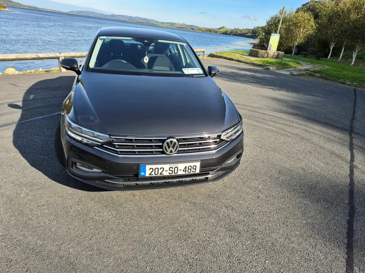 Volkswagen Passat 2020 - Image 4