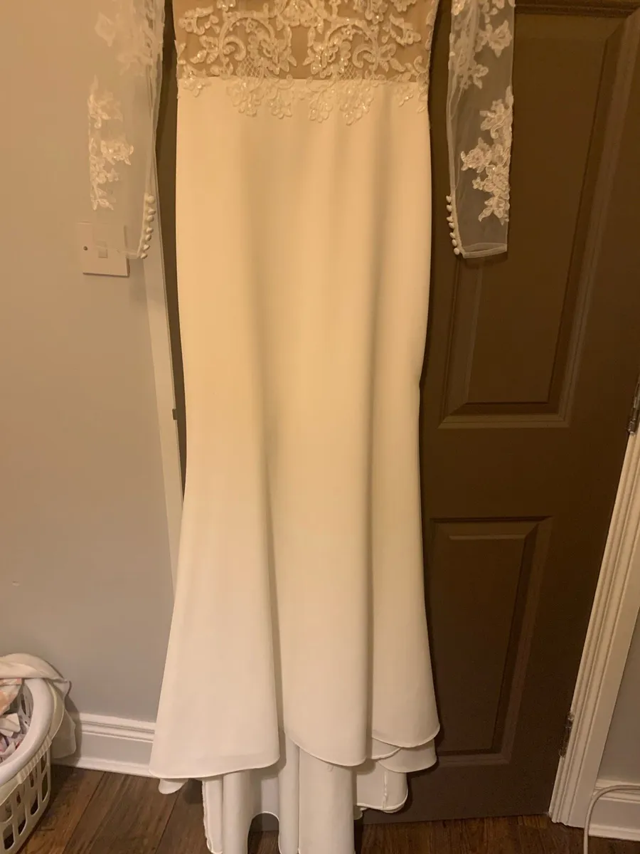 Wedding dress - Image 4