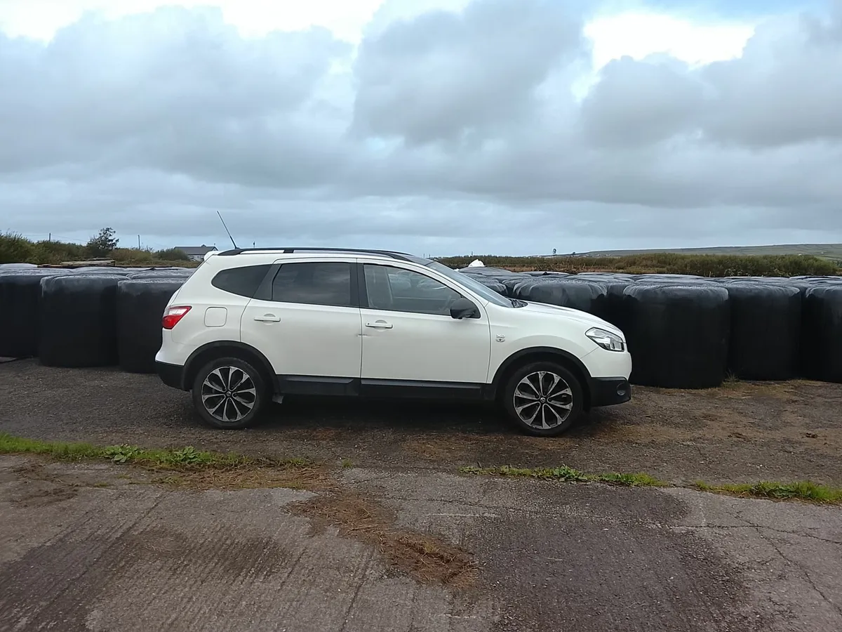 Car - Image 1