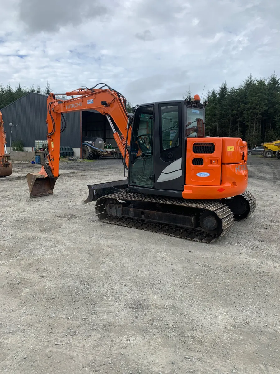 Hitachi zx85-5.          2014 - Image 1