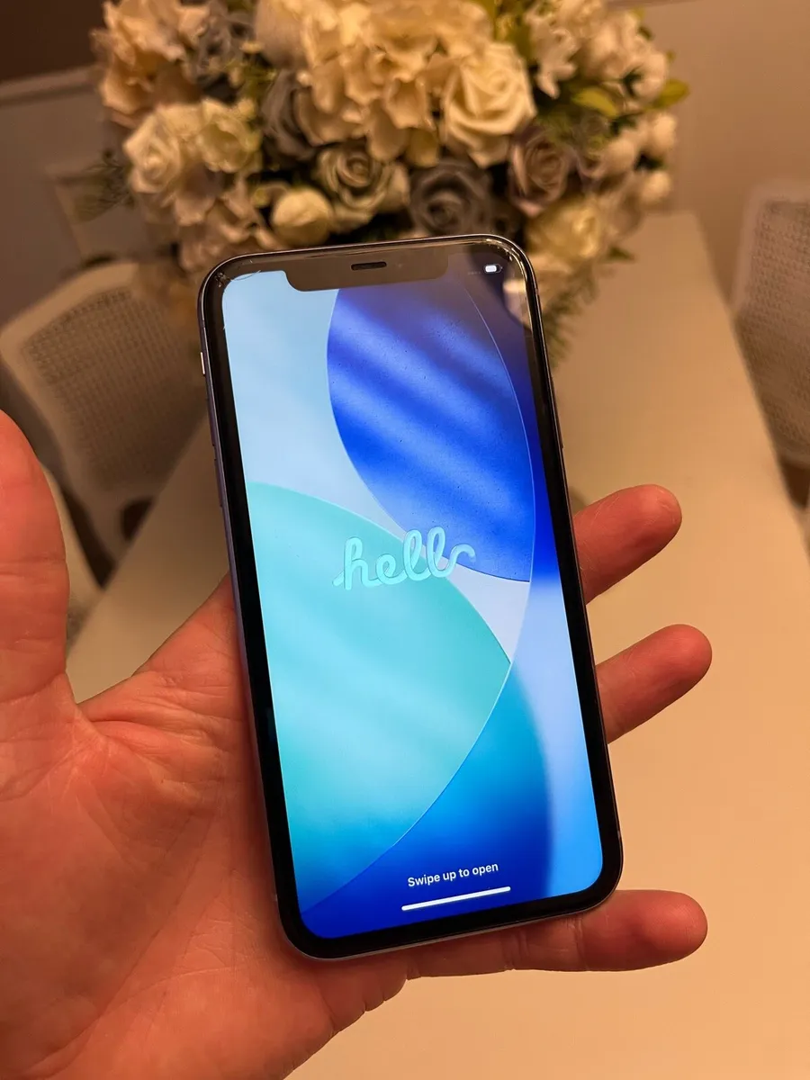 iPhone 11 sim free 64GB purple - Image 3