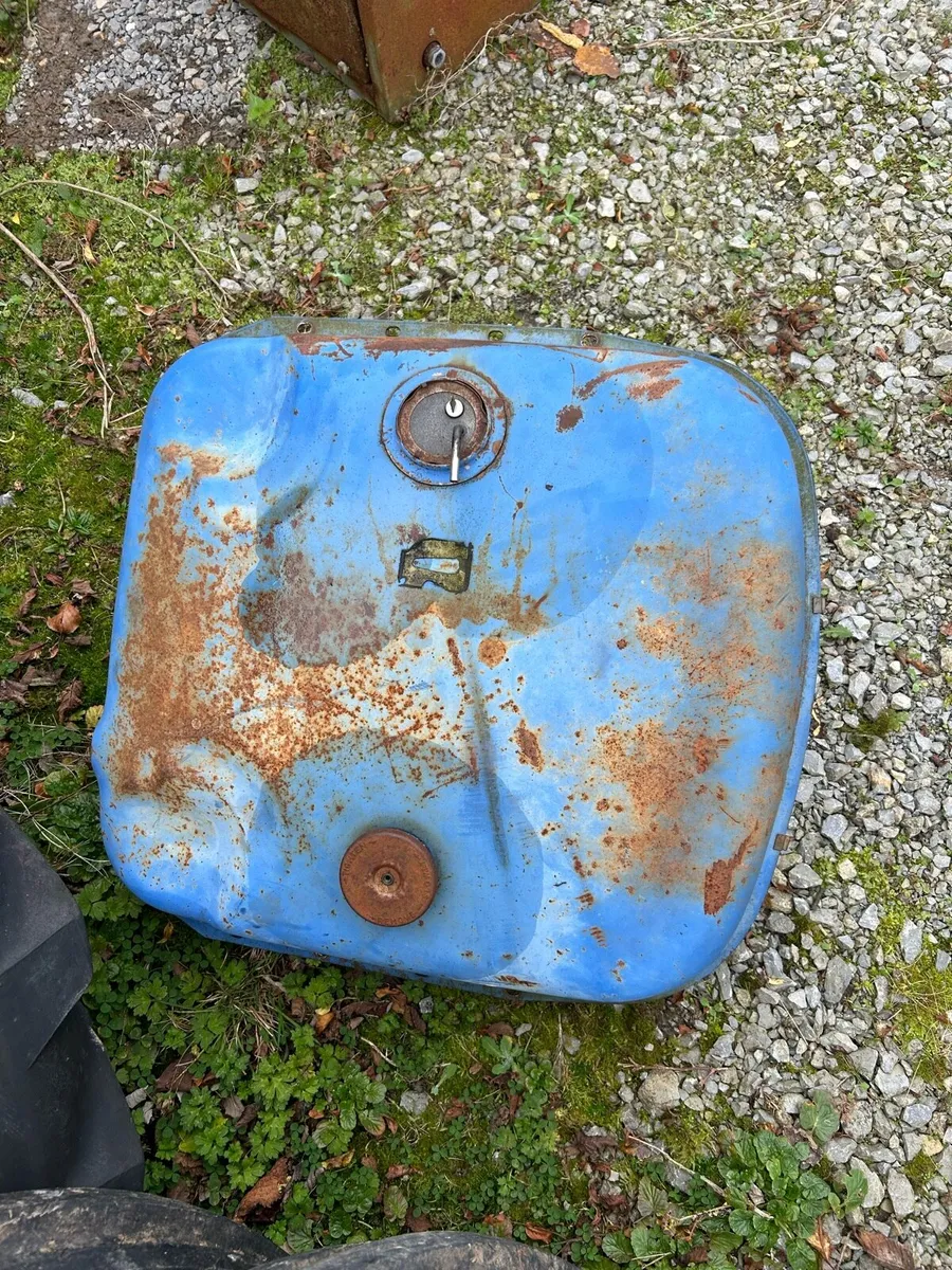 Leyland 245 parts - Image 3