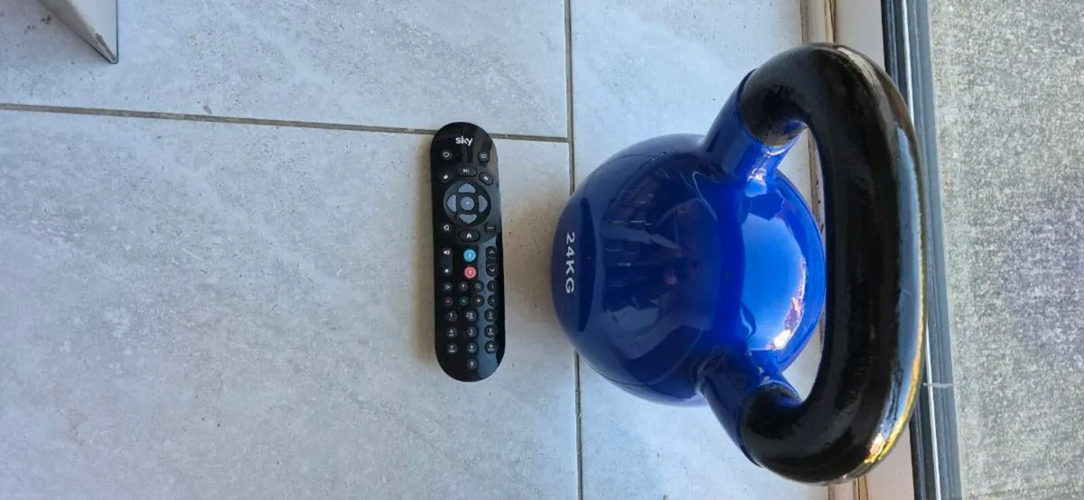 Brand new 24 kilo cast iron kettlebell - Image 4