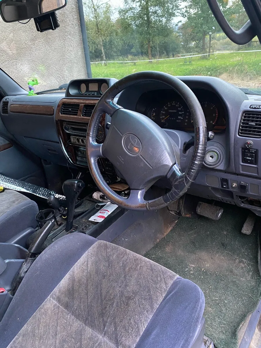 Toyota Landcruiser Prado - Image 3