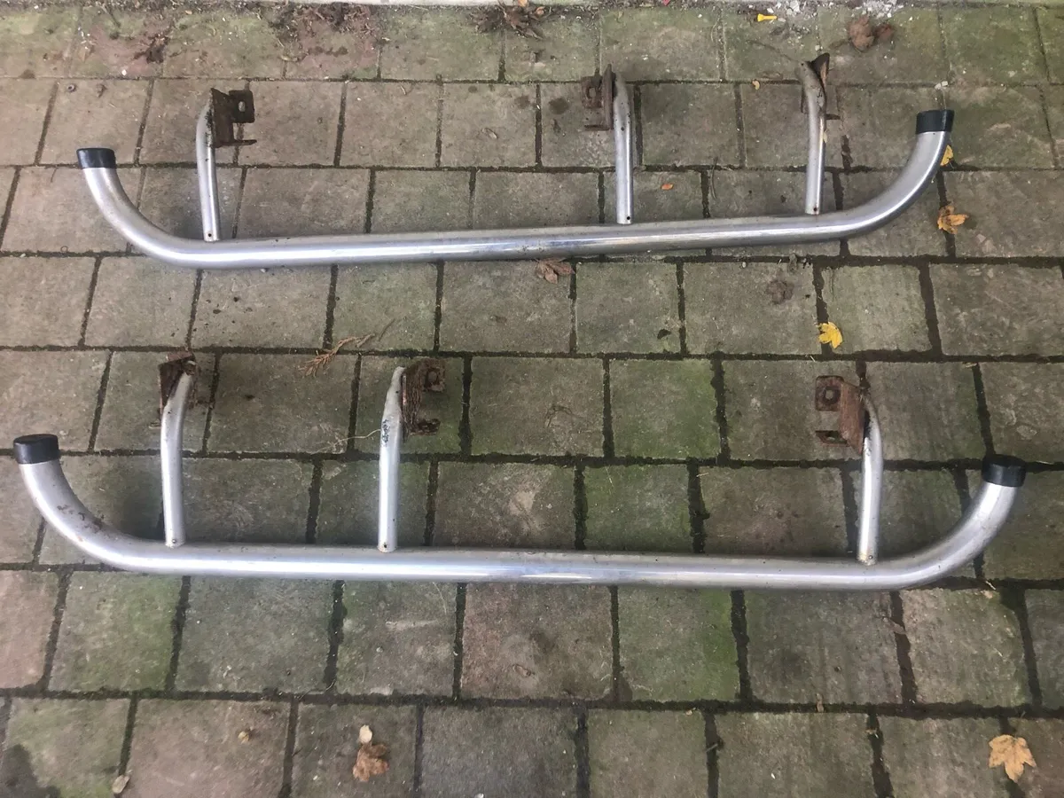 Bullbar and side steps - Image 3
