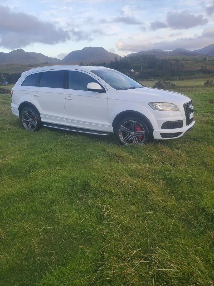 AUDI Q7 SLINE - Image 1