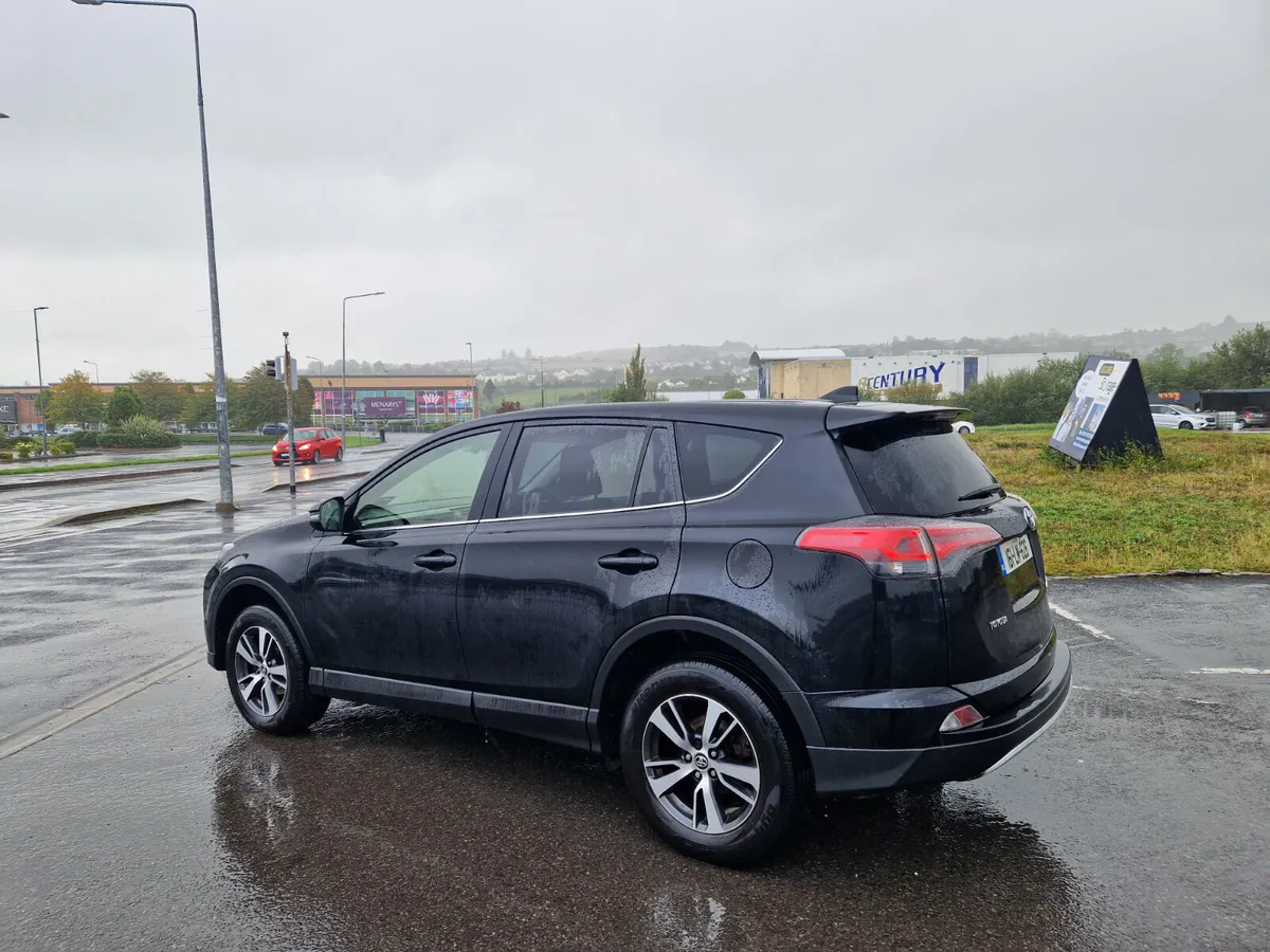 Toyota RAV4 2016 - Image 3