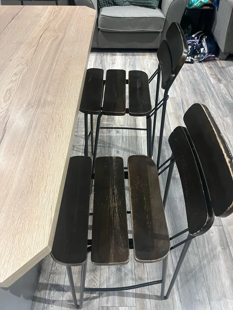 Rustic island chairs - Image 4