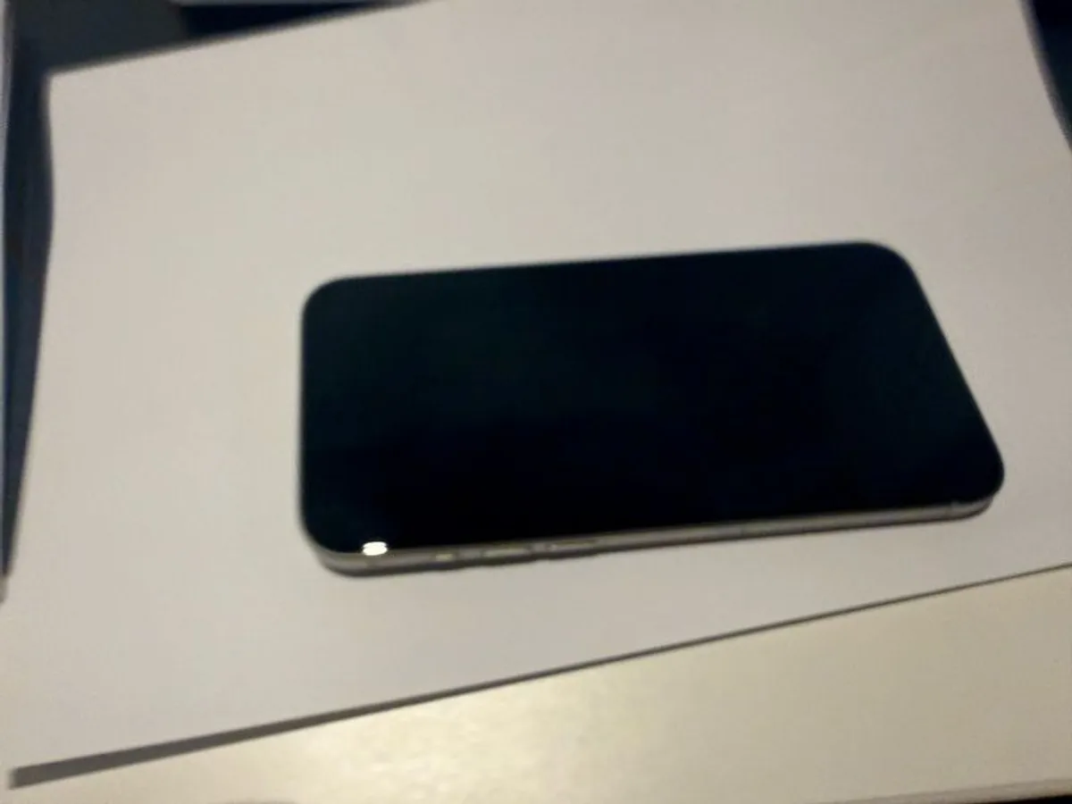 iPhone 15 Pro Max Silver - Image 2