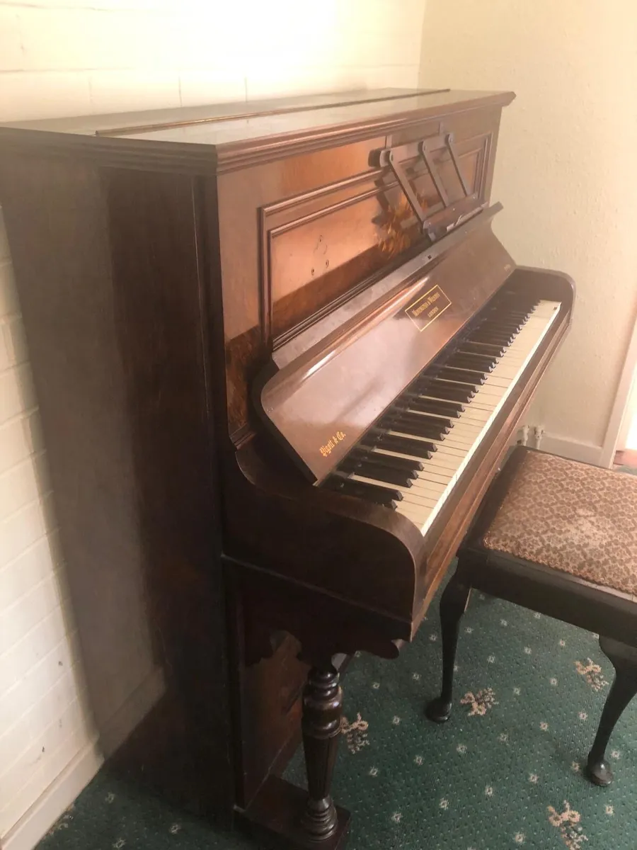 Upright piano - Image 2