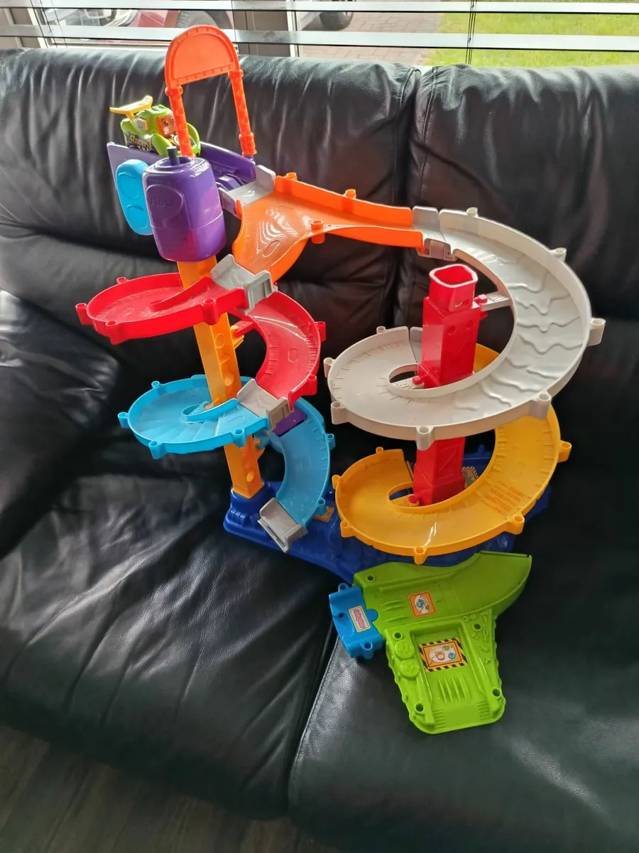 Vtech twist and race tower - Image 2