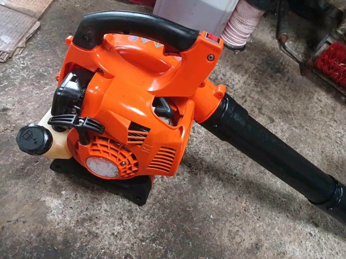 Leaf blower - Image 2