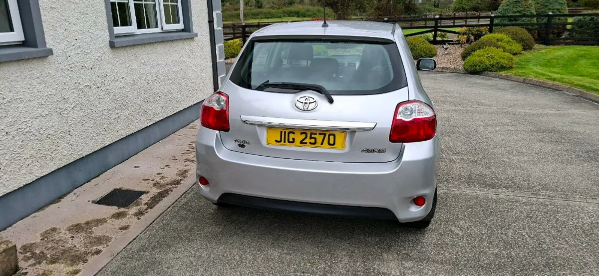Toyota auris - Image 3