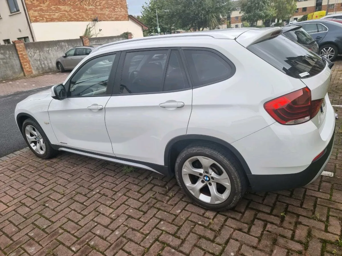 Car - Image 3