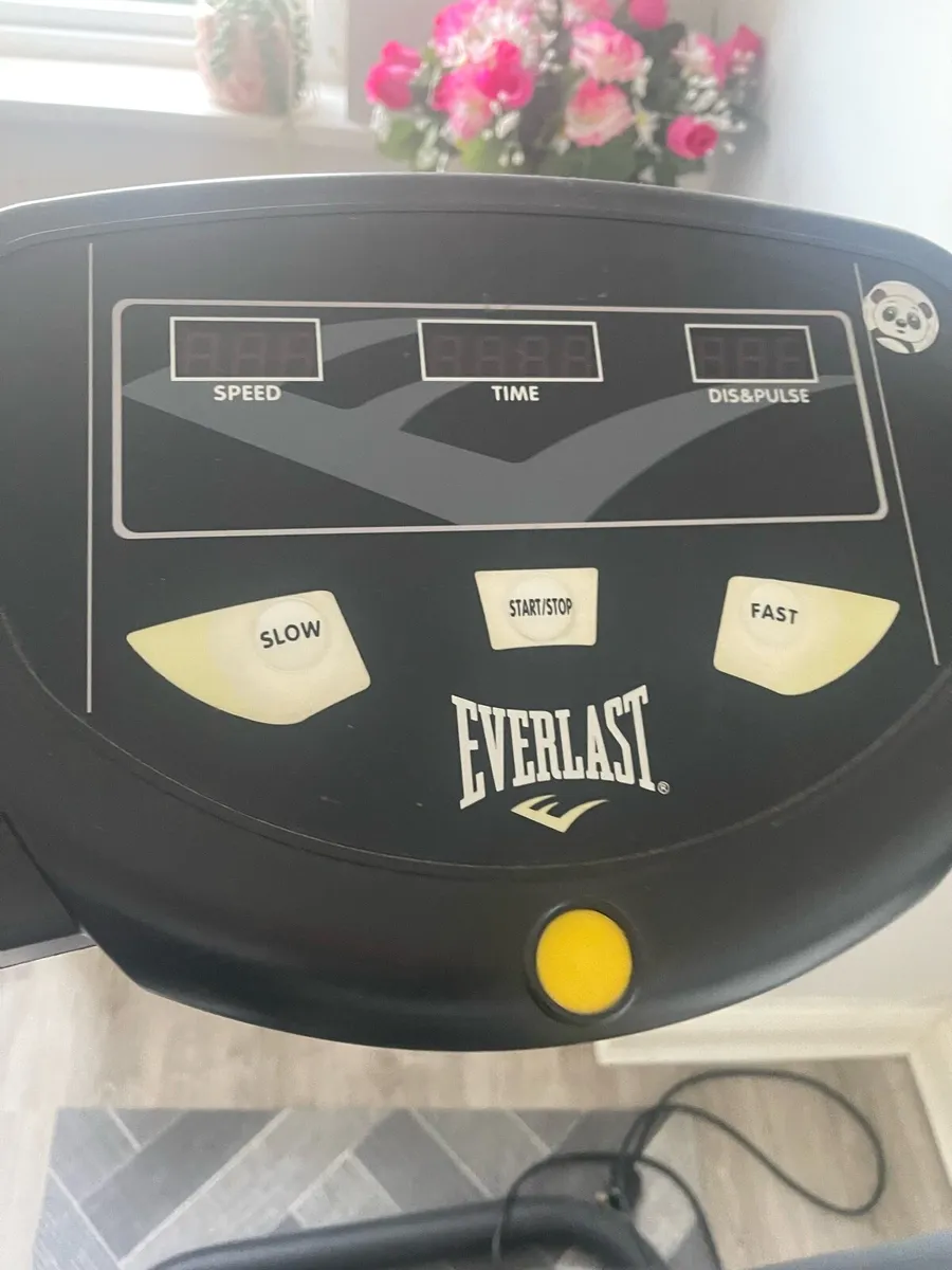 Treadmill - Image 1
