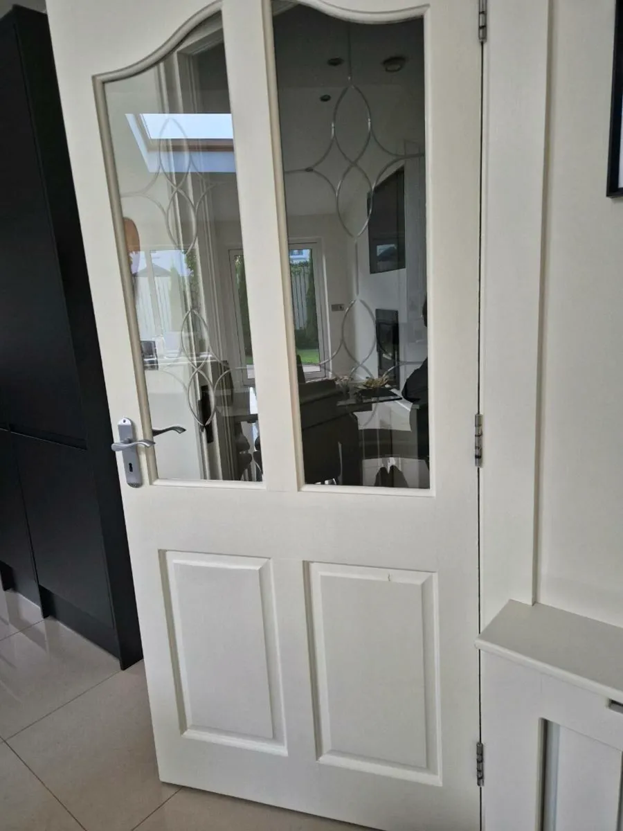 Glass panel regency doors - Image 4