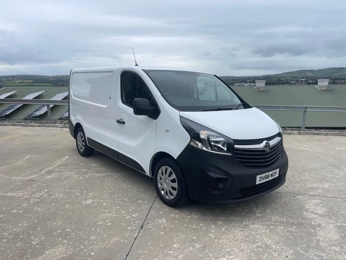 2018 VAUXHALL VIVARO BUSINESS - Image 2